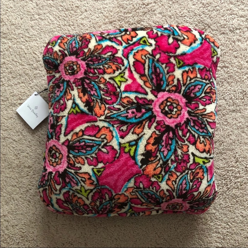 NWT Vera Bradley travel blanket
